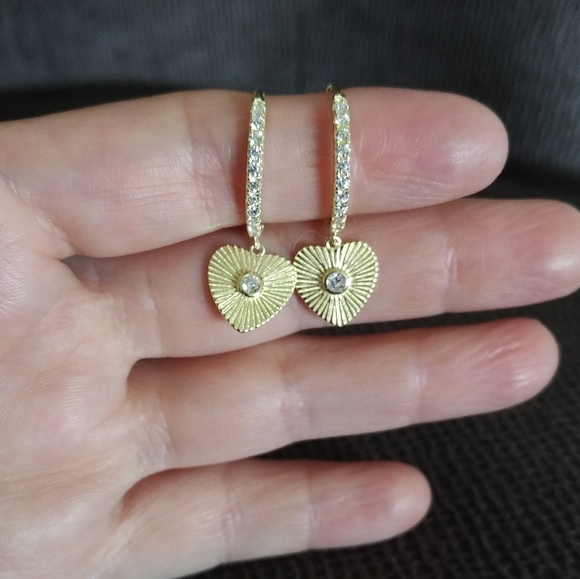 Stella Picciotto Textured Heart❤️ Hoop Earrings - Picture 2 of 12